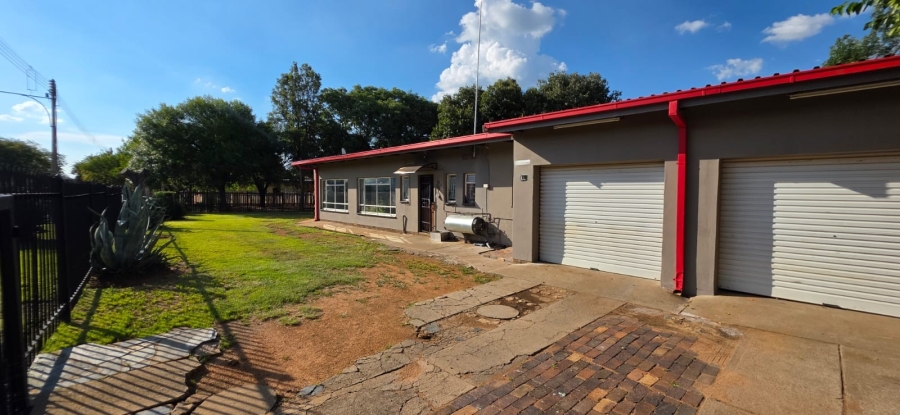 3 Bedroom Property for Sale in Declercqville North West